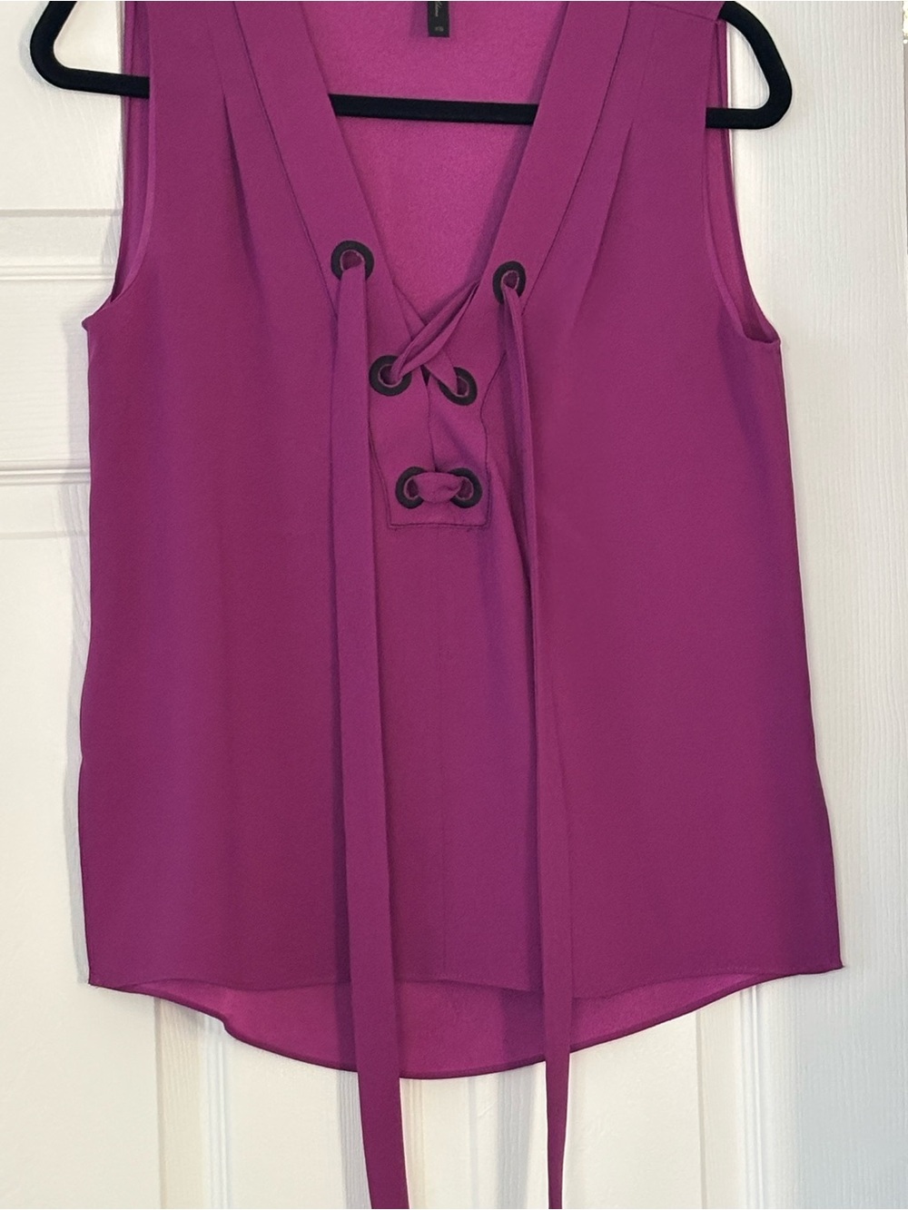 BCBGMaxAzria Magenta Lace-Up V-Neck Sleeveless Camisole